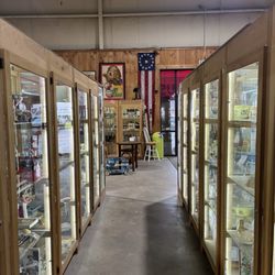 Antiques USA - WOW, stuff.