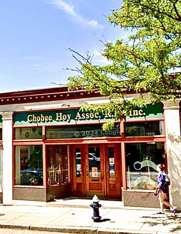 STEPHANIE PETROPULOS CHOBEE HOY ASSOCIATES Updated September 2024 18 Harvard St, Brookline