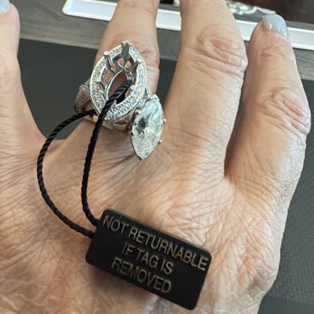 Javda - Jewelry Near Me - Los Angeles, California Javda - Jewelry Near Me - Los Angeles, California