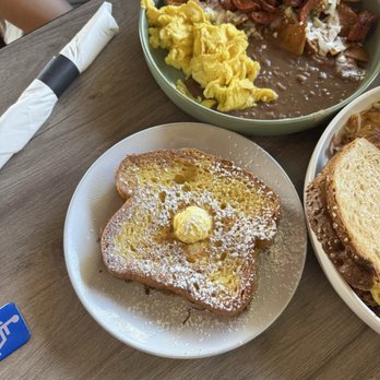 Casa Mia - Side French Toast - Breakfast & Brunch Near Me - Mountain View, California Casa Mia - Side French Toast - Breakfast & Brunch Near Me - Mountain View, California