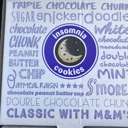 cute box to keep your cookies safe and warm! cute box to keep your cookies safe and warm!