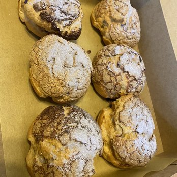 MCourse - ube cream puffs - Patisserie/Cake Shop Near Me