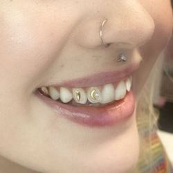Best Self Beauty - Tooth gems