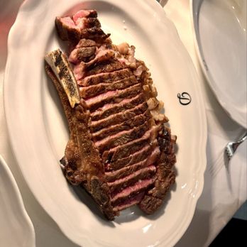 Daniel’s - Prime rib - Steakhouses Near Me - Coral Gables, Florida Daniel’s - Prime rib - Steakhouses Near Me - Coral Gables, Florida