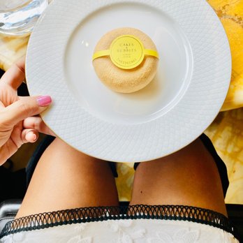 Cakes And Bubbles - World's best cheese cake by Albert Adria. - Desserts Near Me - London, XGL Cakes And Bubbles - World's best cheese cake by Albert Adria. - Desserts Near Me - London, XGL
