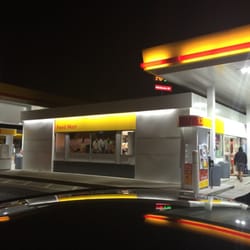 Shell Food Mart - The main station