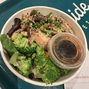 Seoul Sister - $21 Chicken Bowl (would not recommend) - Korean Near Me - Anaheim, California