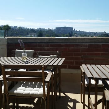 Trilogy Sanctuary - Outdoor cafe seating for the Vegan cafe. - Juice Bars & Smoothies Near Me - La Jolla, California