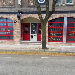 Station 51 Truck Company Bar and Grill