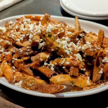 The Loose Moose - Garlic Parmesan Fries ($13.25) - Sports Bars Near Me - Toronto, Ontario
