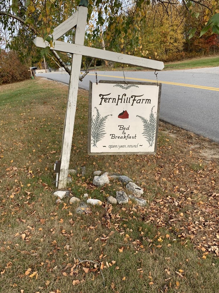 FERN HILL FARM Updated September 2024 Wiley Rd, Naples, Maine Bed