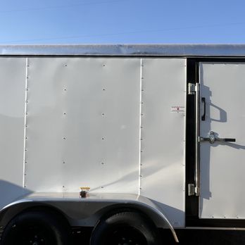 TrailersPlus - Live Oak - Dings and uneven surfaces of the side wall as well as poor quality of the overall bumps and damages done to the side roof - Trailer Dealers Near Me - Live Oak, California TrailersPlus - Live Oak - Dings and uneven surfaces of the side wall as well as poor quality of the overall bumps and damages done to the side roof - Trailer Dealers Near Me - Live Oak, California
