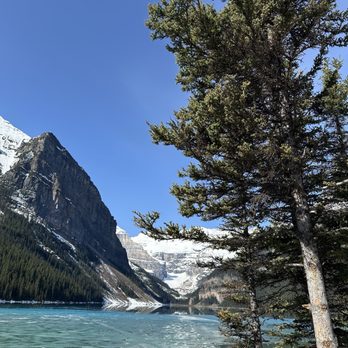 Lake Louise - Lakes Near Me - Lake Louise, Alberta Lake Louise - Lakes Near Me - Lake Louise, Alberta