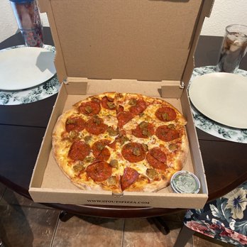 Stout's Pizza - Stout pizza - Pizza Near Me - San Antonio, Texas Stout's Pizza - Stout pizza - Pizza Near Me - San Antonio, Texas