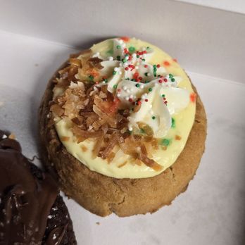 Night Owl Cookies - Limited time Coquito cookie - Desserts Near Me - Orlando, Florida