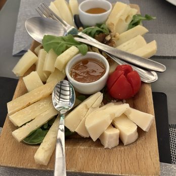 Bruno Alla Lungaretta - Cheese tray - Roman Near Me - Rome, RM