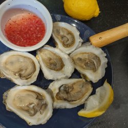 Donahue's Fish Market - Duxbury oysters with homemade mignonette. Outstanding freshness and quality!