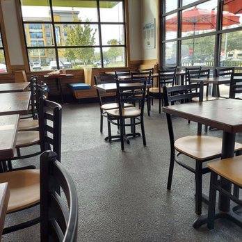 PDQ Orlando: SODO - Dining room - Chicken Shop Near Me - Orlando, Florida