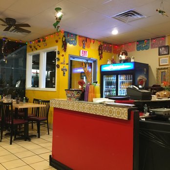 Three Amigos - Mexican Near Me - Stoneham, Massachusetts