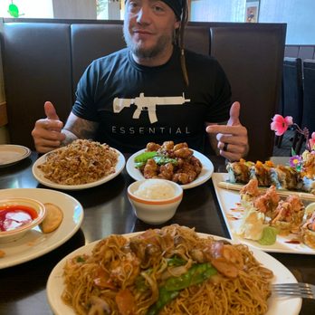 Dragon Pearl Authentic Asian Food - Shrimp lo mein, cream cheese wontons, fried rice, general tso's chicken, and sushi. - Chinese Near Me - Hudson, Wisconsin
