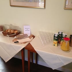 Hostellerie Bacher-Wögerbauer - Frühstücksraum, nicht gerade opulent