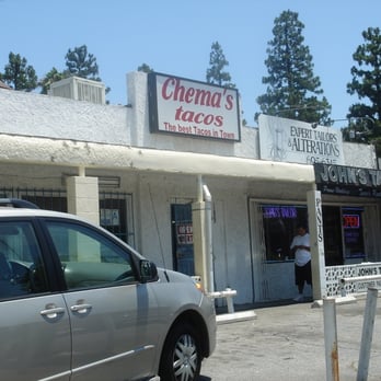 Chema's Tacos - Front of the restaurant - Tacos Near Me - Whittier, California
