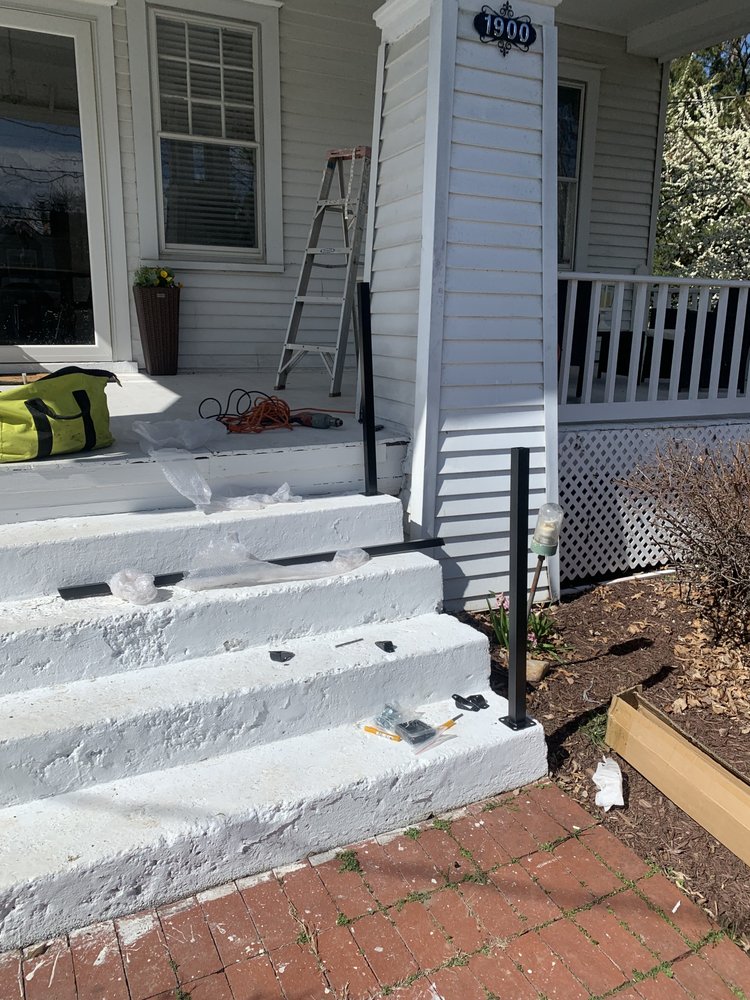 Slide of Ali Handyman