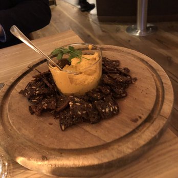Bryggeriet Herning - Rye bread crisps and hummus - Breweries Near Me - Herning, 82 Bryggeriet Herning - Rye bread crisps and hummus - Breweries Near Me - Herning, 82