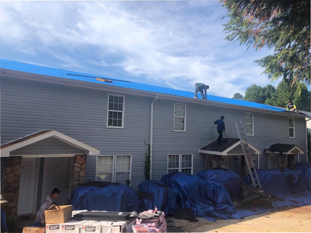 Slide of Rylee Roofing & Construction