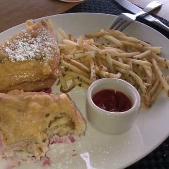 Tower 23 - Monte Cristo Sandwich - San Diego, CA