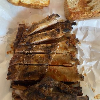 Fat Matt's Rib Shack - The before pic. Full rack of ribs and Mac n cheese I - Barbeque Near Me - Atlanta, Georgia Fat Matt's Rib Shack - The before pic. Full rack of ribs and Mac n cheese I - Barbeque Near Me - Atlanta, Georgia