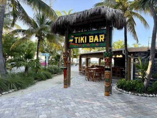 Tiki Bar by null
