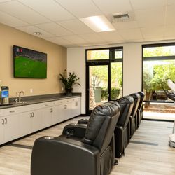 Joint Performance Initiative - Recover from sessions with latest support via Normatec, ThermEx, GameReady technologies.