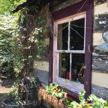 Surreybrooke - This is the log cabin that sits on the property - Nurseries & Gardening Near Me - Middletown, Maryland