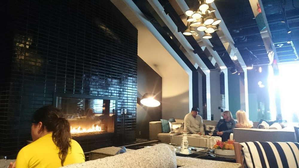 Living Room Bar W Hotel Bellevue Baci Living Room