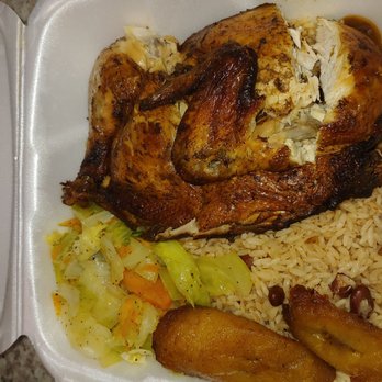 Helen's Kitchen - Jerk chicken plate - Caribbean Near Me - Houston, Texas Helen's Kitchen - Jerk chicken plate - Caribbean Near Me - Houston, Texas