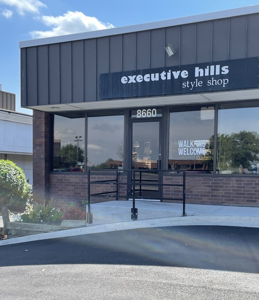 NAILS BY EMYLI Updated July 2024 8660 College Blvd, Overland Park, Kansas Nail Technicians