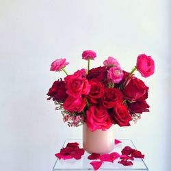 House of Lilac - Luxe arrangement, vday 2025