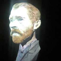 3D bust with projected video