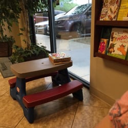Seville Eye Center - Cute kids corner for the wait!