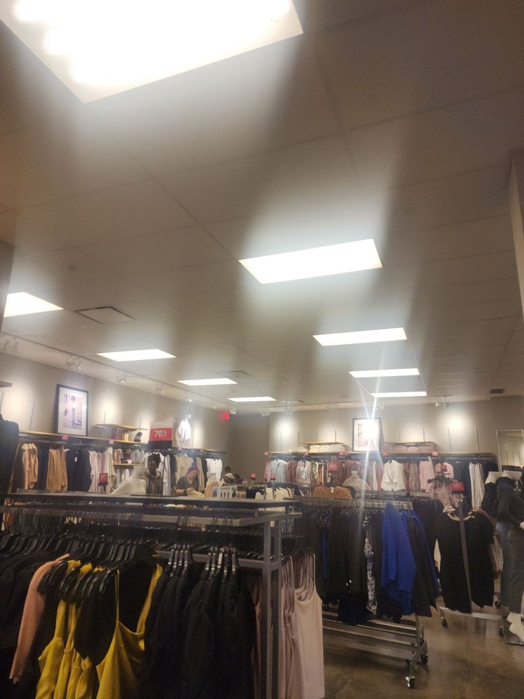 Express Factory Outlet Logo