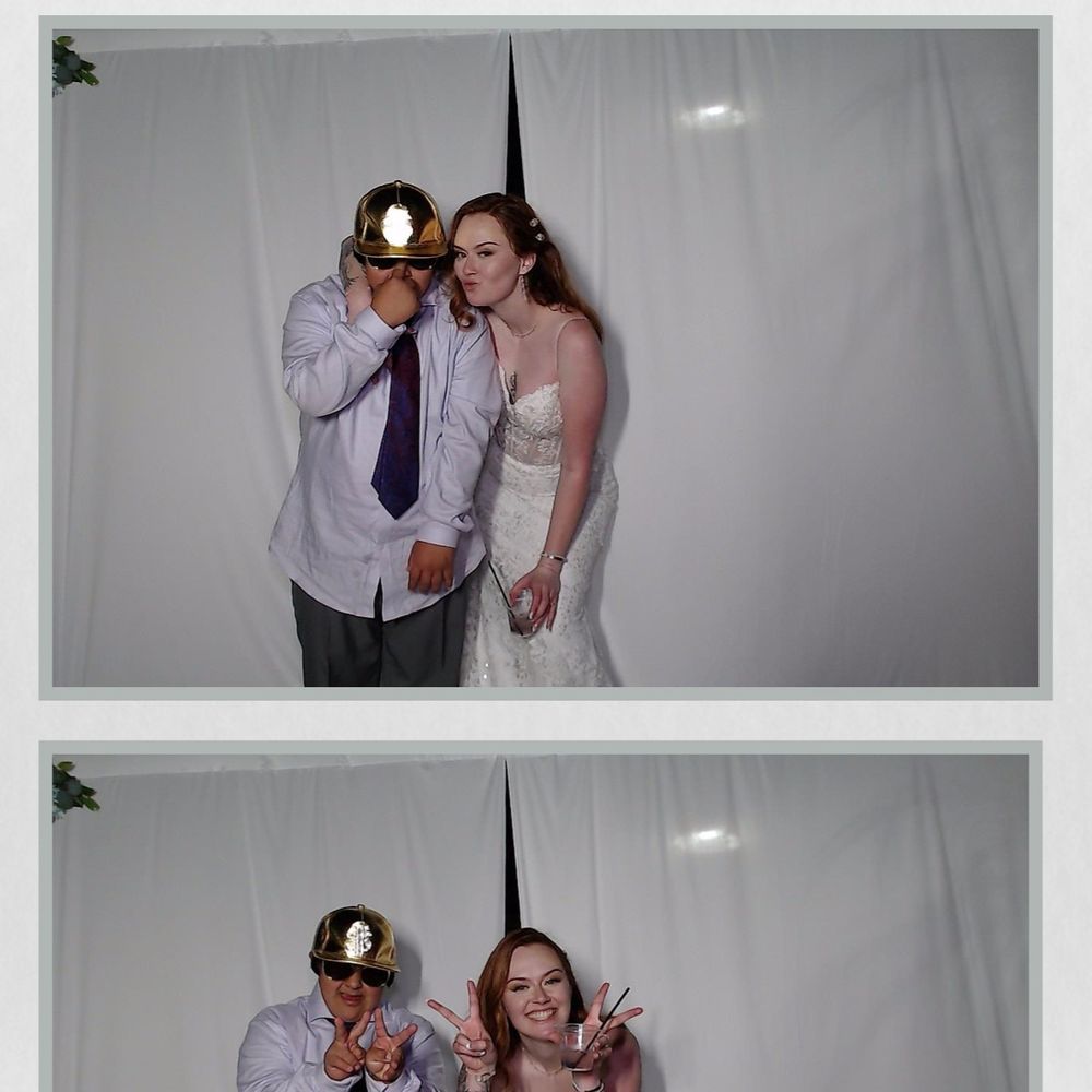 Snap & Sing - Photo Booth Rentals Near Me Snap & Sing - Photo Booth Rentals Near Me