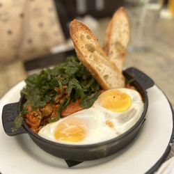 The Mainzer - Tomato Brunch Cast Iron