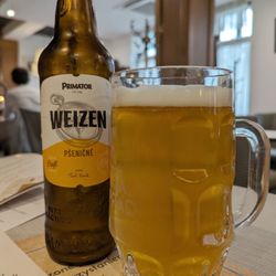 Restauracja Willa Poprad - "Refreshing, unfiltered wheat beer. In the aroma and taste you can find notes of banana, cloves, and a slight note of nectarine."