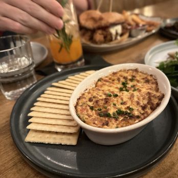 The Monroe - Warm crab dip - New American Near Me - Orlando, Florida The Monroe - Warm crab dip - New American Near Me - Orlando, Florida
