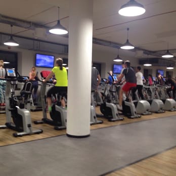 McFIT - Gyms Near Me - Warsaw, MZ