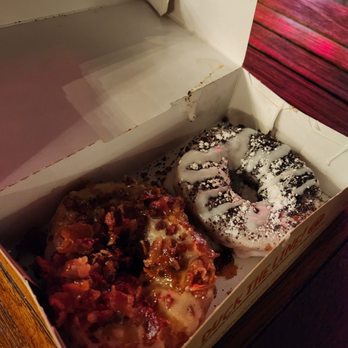 Duck Donuts - Bacon donut and oreo donut - Donuts Near Me - Rancho Cucamonga, California Duck Donuts - Bacon donut and oreo donut - Donuts Near Me - Rancho Cucamonga, California