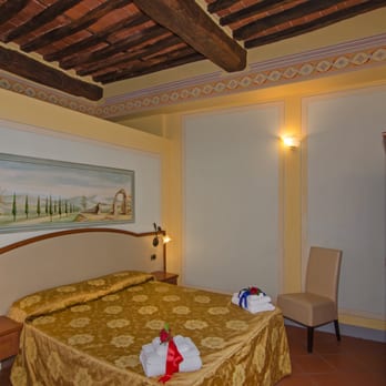 Dimora dei Guelfi - Bed & Breakfast Near Me - Lucca, LU