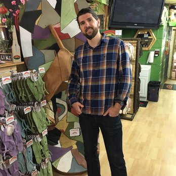 Rainbow Sandals - Shoe Stores Near Me - San Clemente, California