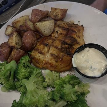 Dockside Waterfront Grill - Grouper, roasted red potatoes, and broccoli - Seafood Near Me - Venice, Florida